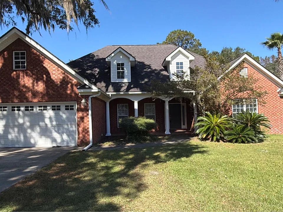 3163 Islands Hwy