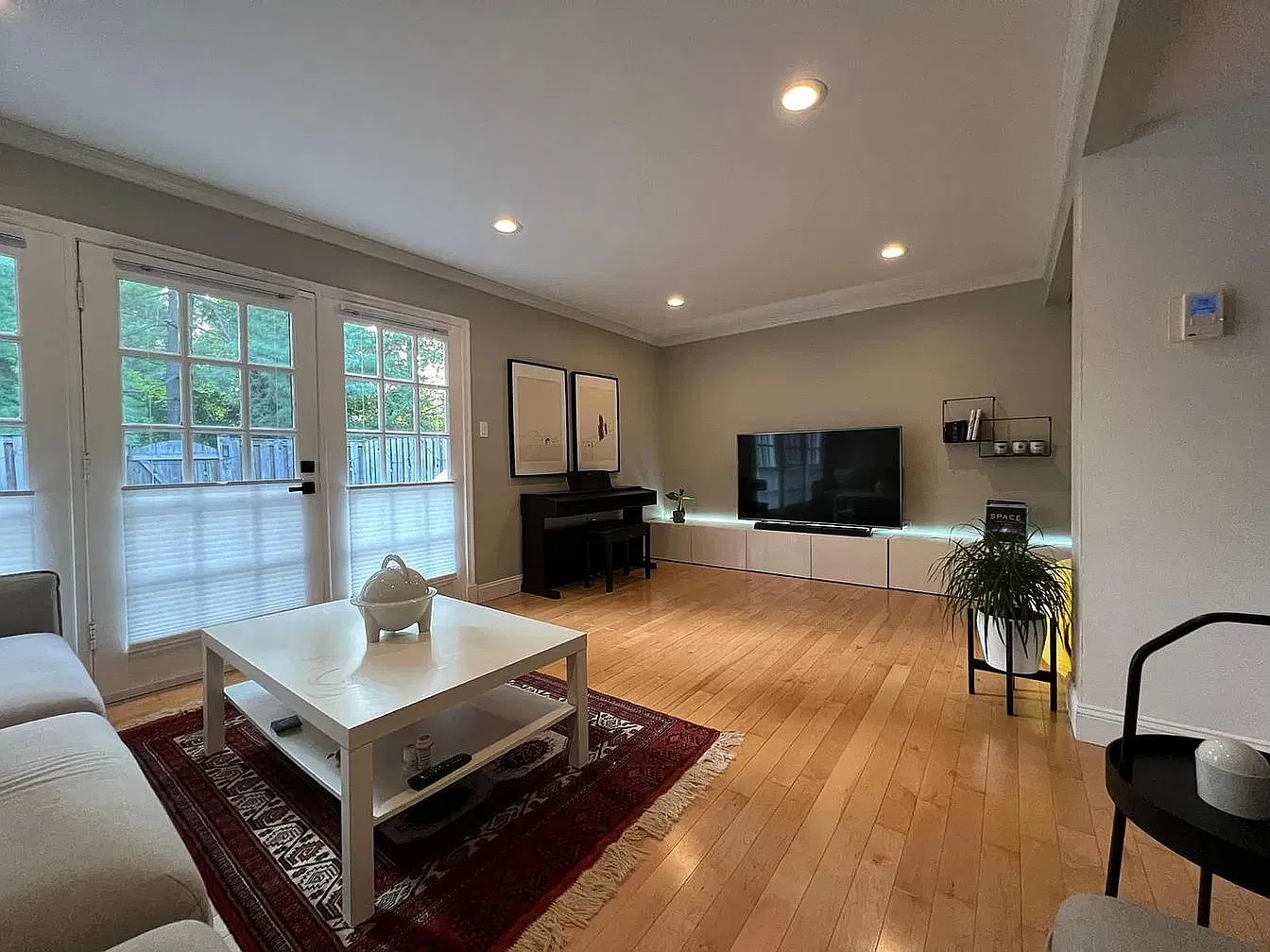 3 bed, 1980 sqft, $3,600 — Photo 2