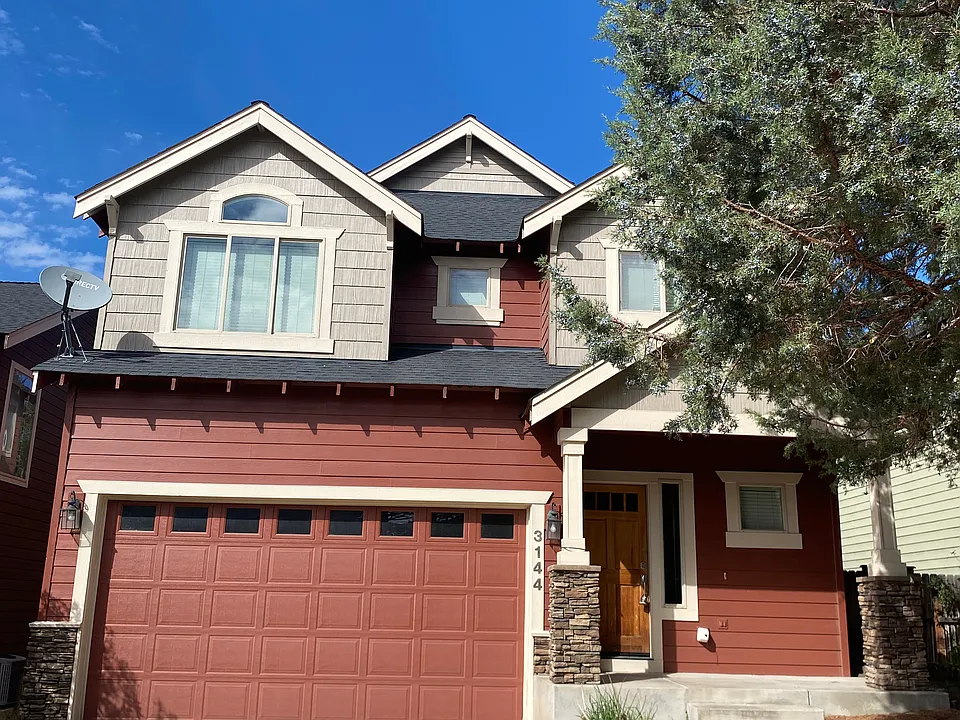 3144 NE Monte Vista Ln