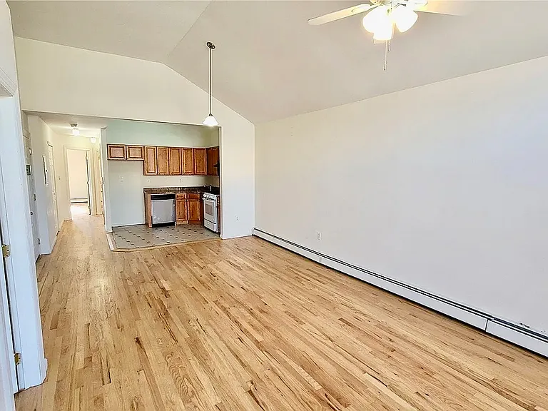 Terrace Ct — Photo 3