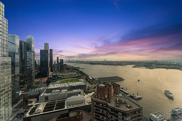 Sold by Compass | media 16