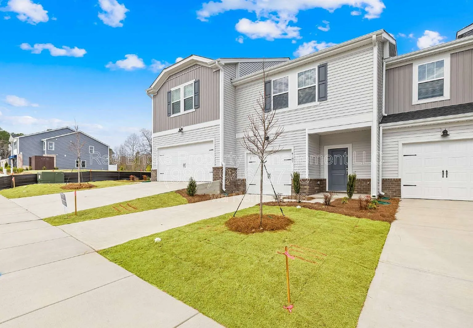 3 bed, 2.5 bath, 1601 sqft, $1,995 — Photo 2