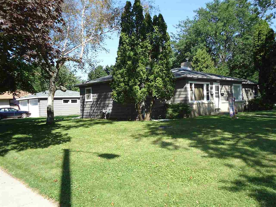 2nd image of 1503 Liberty Ln