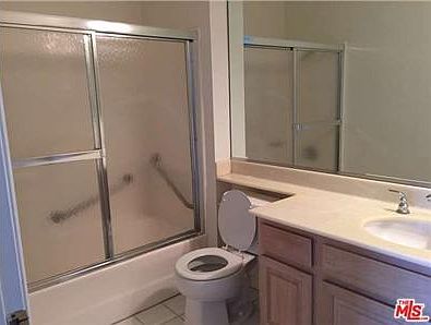 4th image of 1516 S Beverly Dr APT 205