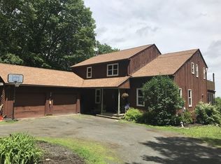48 Birch Bluff Rd, Montgomery, MA 01085