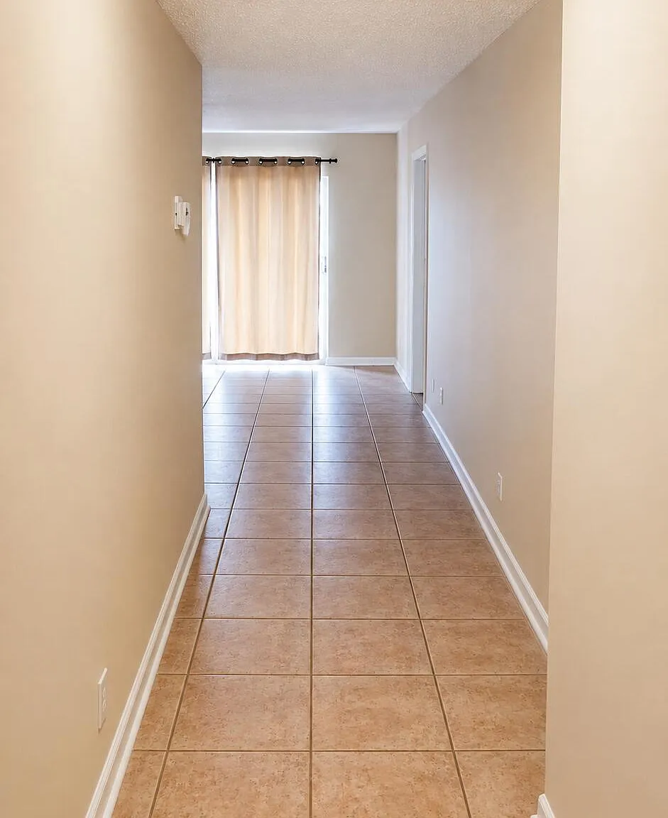 2 bed, 2.0 bath, 1106 sqft, $2,300 — Photo 3