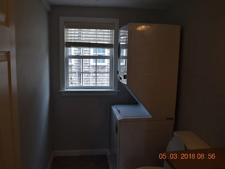 60 Center St #1 — Photo 8