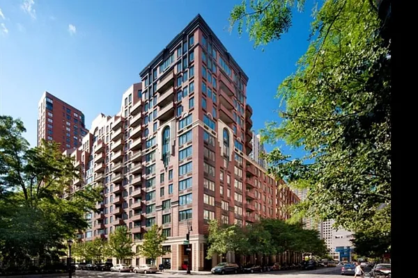 Sold by Corcoran | media 32