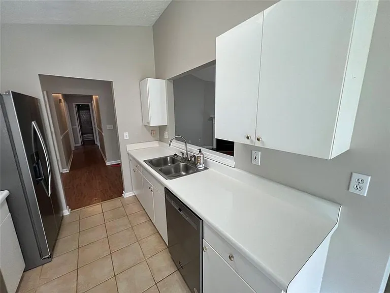 3770 Oak Park Dr — Photo 5