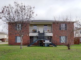 305 S Texas St #B, Crowley, TX 76036