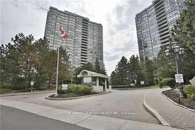 22 Hanover Rd #605 — Photo 1
