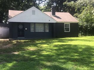 3957 Canterbury Dr, Memphis, TN 38122