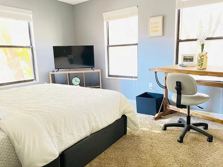 935 Washington St #202 — Photo 7
