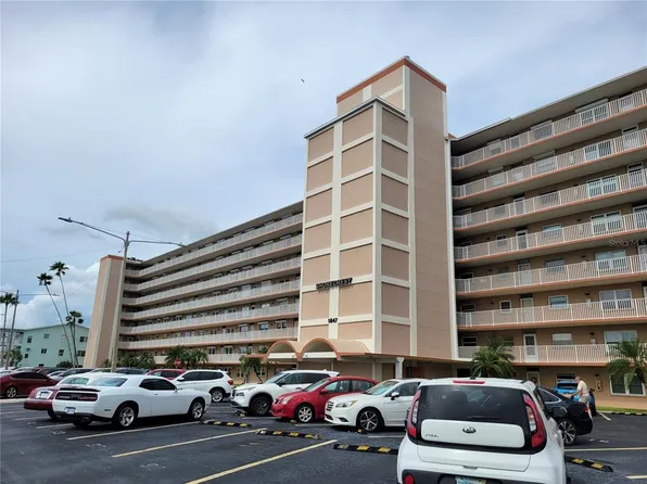 1847 SHORE DRIVE S #204, SOUTH PASADENA, FL 33707