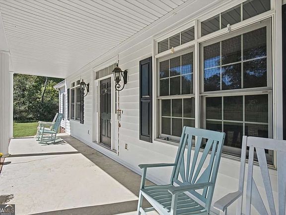 2nd image of 245 Broadus Rd NE