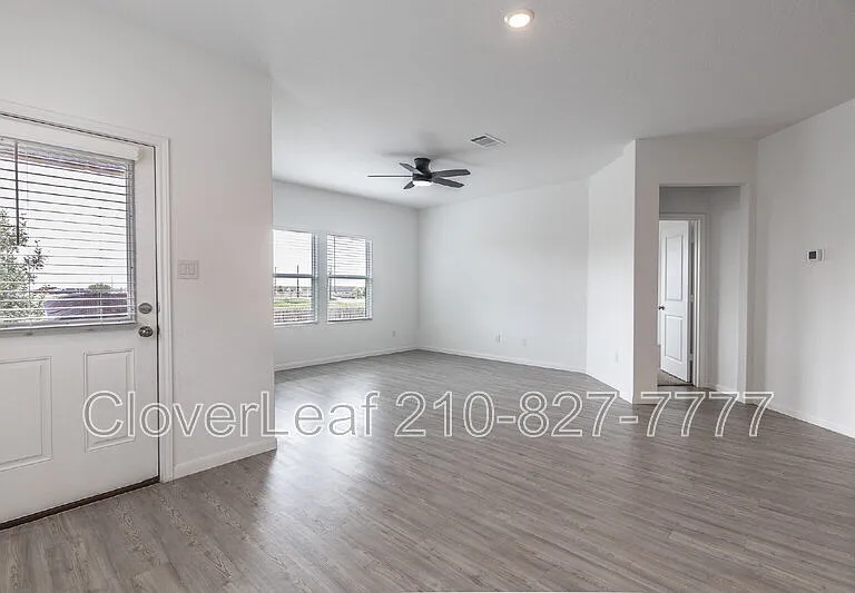 7050 Shears Pl — Photo 8
