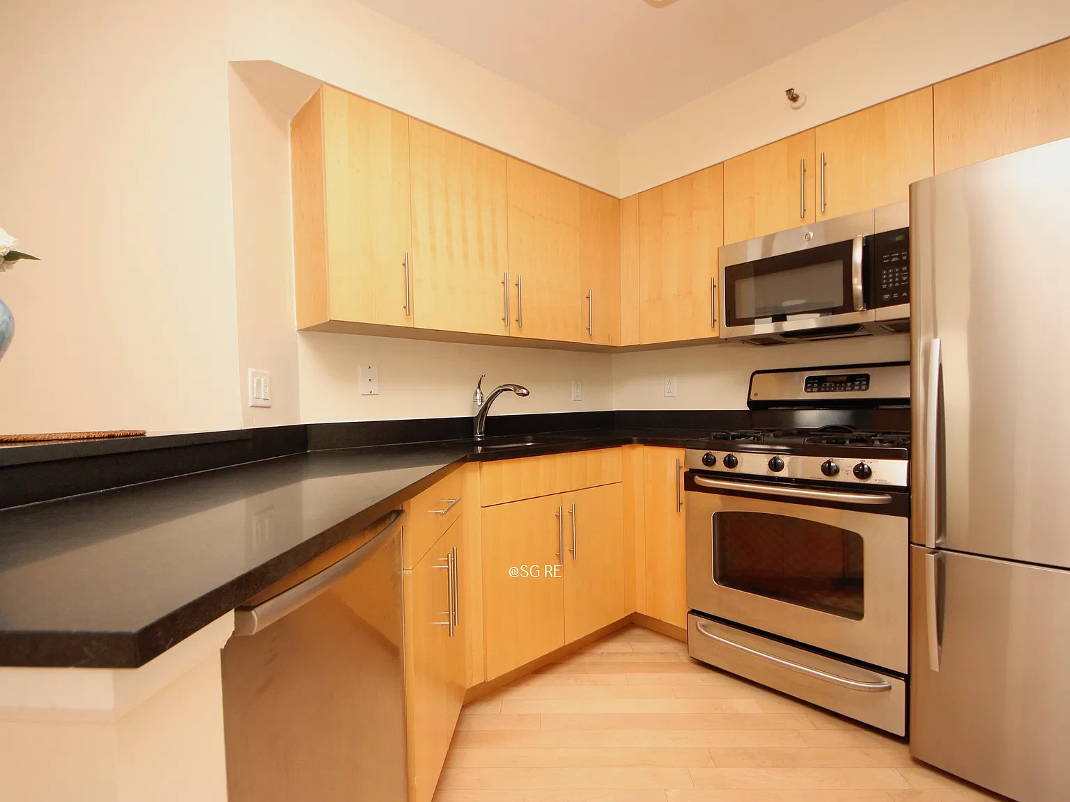 1 bed, 720 sqft, $2,500 — Photo 3