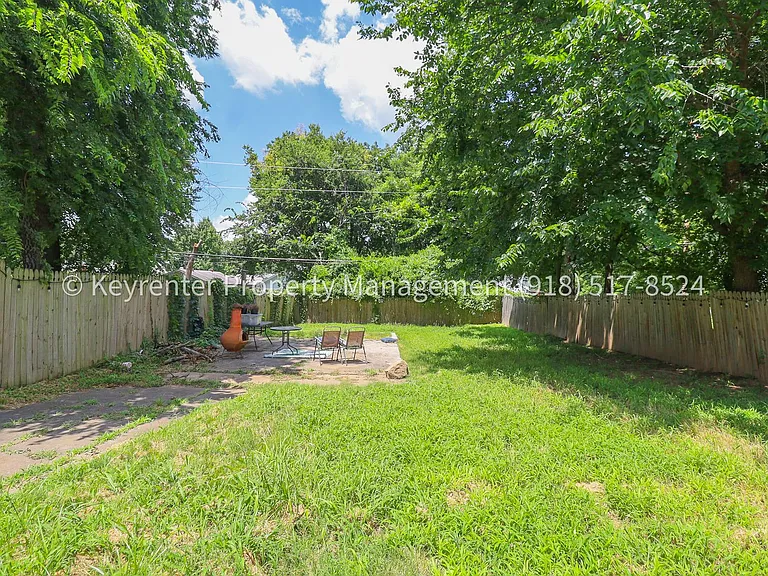 1324 N Cheyenne Ave — Photo 35