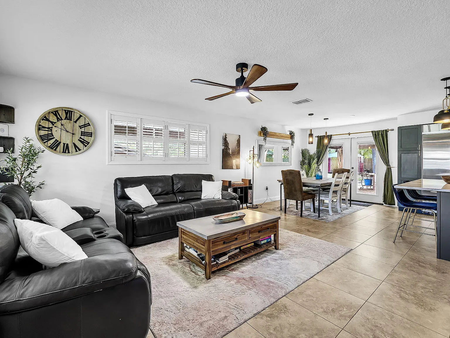 4 bed, 1708 sqft, $2,850 — Photo 3