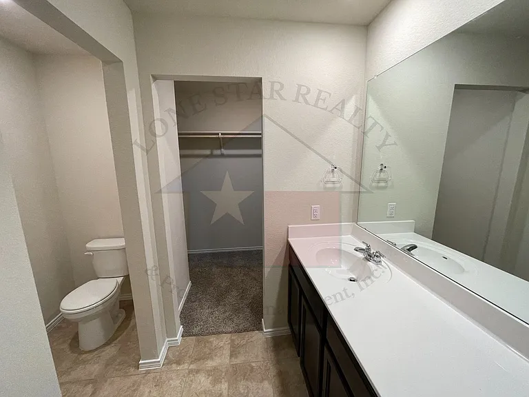 9601 Murandy Dr — Photo 15