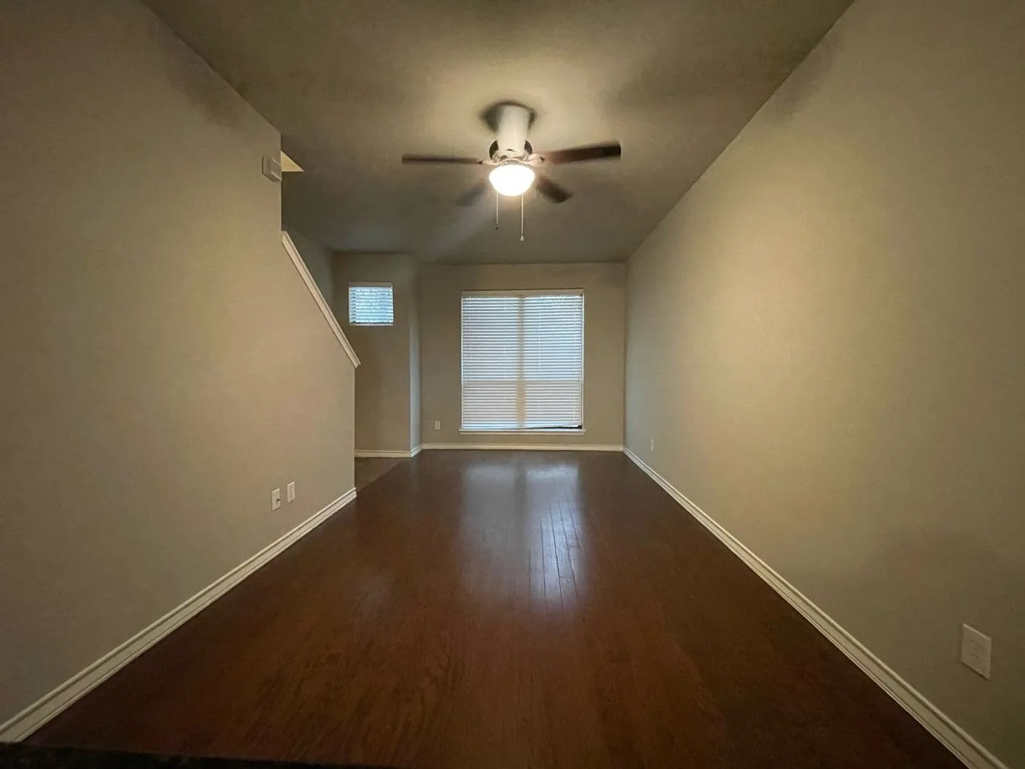 910 Glenn Crossett, Sr, Arlington, TX 76101 — Photo 2