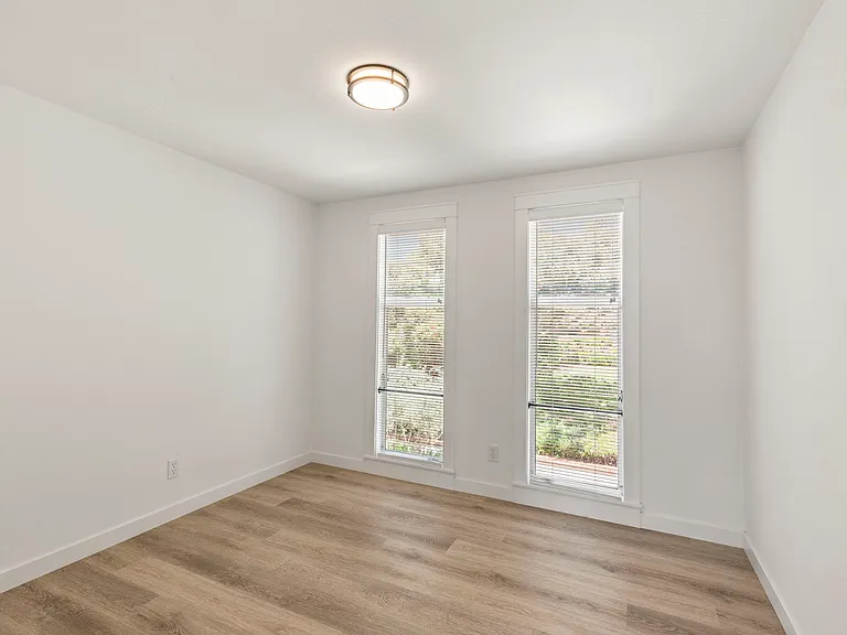 13981 Mercado Dr — Photo 25