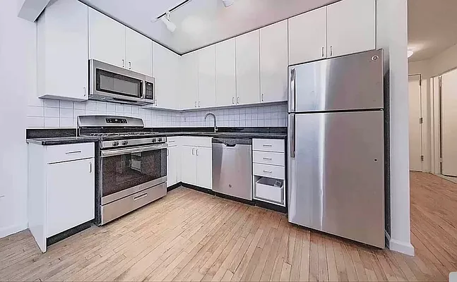 Rented by The Downtown LLC | media 28