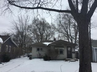 931 Waverly Ave, Grand Haven, MI 49417