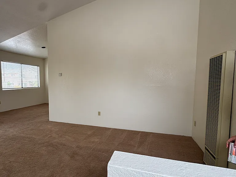 3826 Shasta St — Photo 6