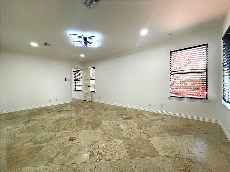 10431 Scotland Well Dr — Photo 17