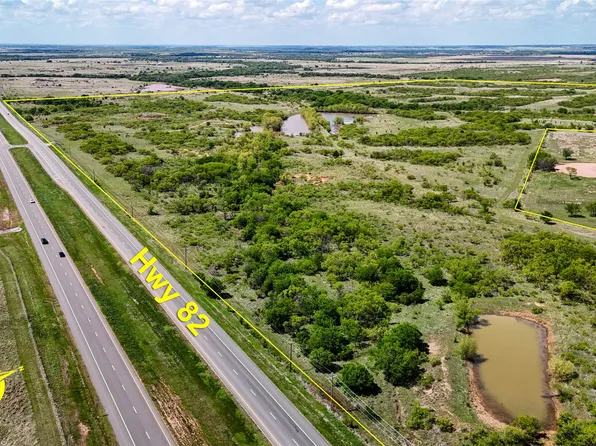 6924 Us Highway 82 W, Nocona, TX 76255