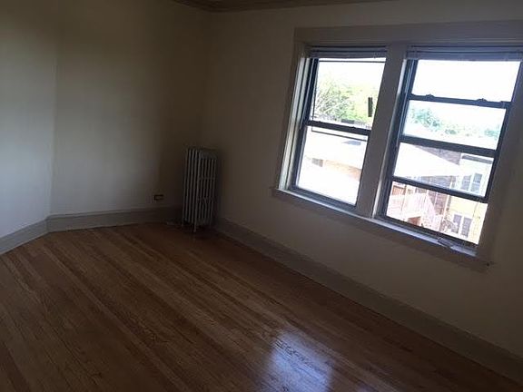 3rd image of 1010 S 13th Ave APT 3S