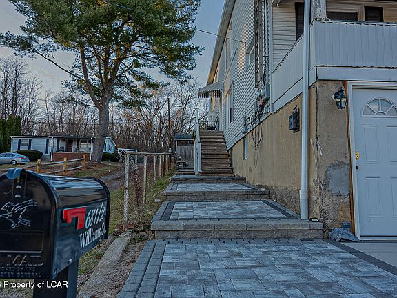 2nd image of 68 Williams St 1