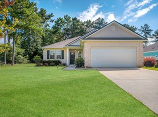 491 Sand Pine Cir, Midway, FL 32343