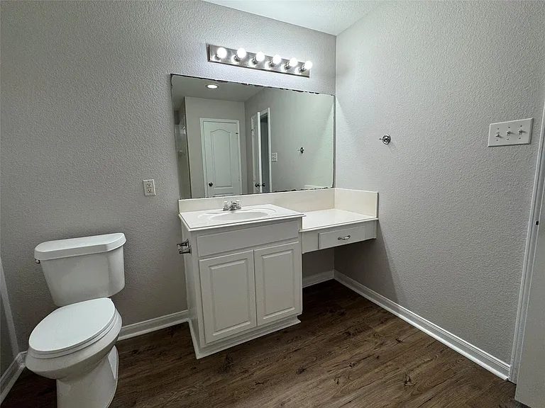 15807 Kings Cypress Ln — Photo 18