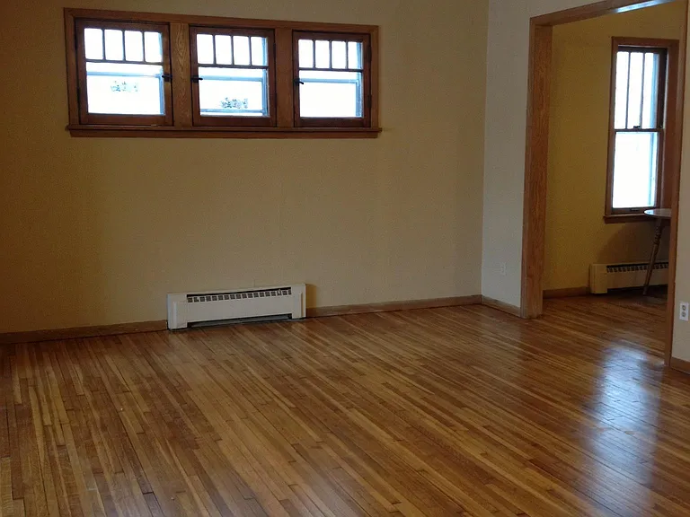 806 1st St SW #1 — Photo 14