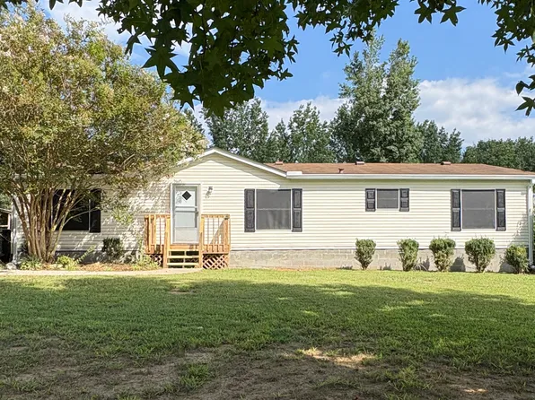 1189 J B Walker Rd, New Market, AL 35761