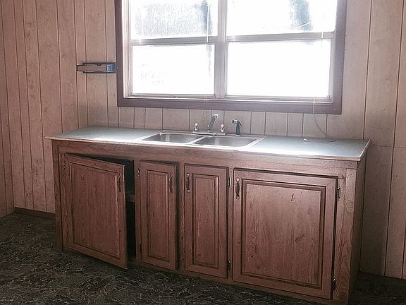 3rd image of 3433 SE 147th Ln