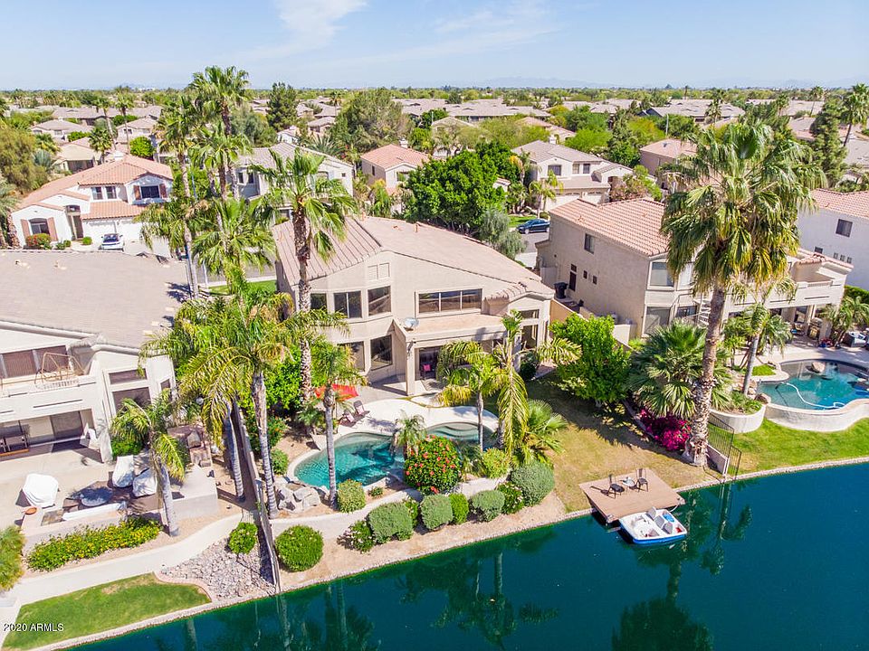 1st image of 745 W Desert Broom Dr