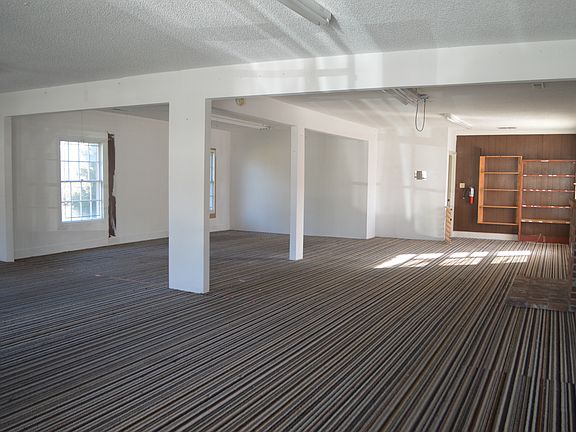 5th image of 660 N 5th St