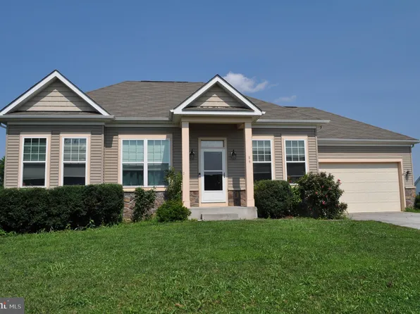 89 Oxford Way, Martinsburg, WV 25405