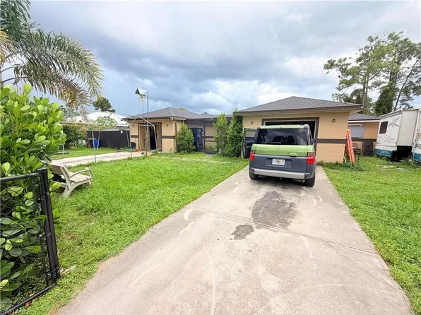 1024-1026 Ainsworth ST E, LEHIGH ACRES, FL 33974