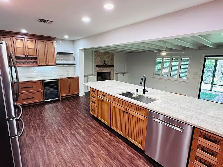 1056 Milano Dr — Photo 11