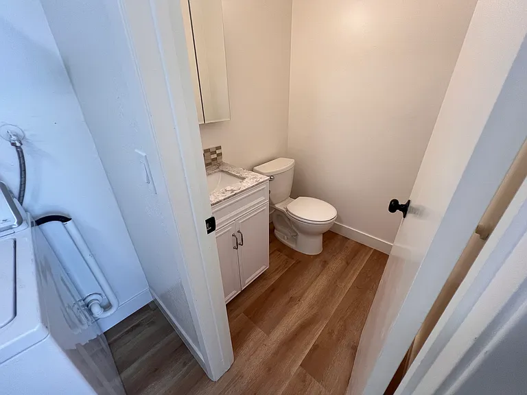 1249 W Washington Ave #1 — Photo 12
