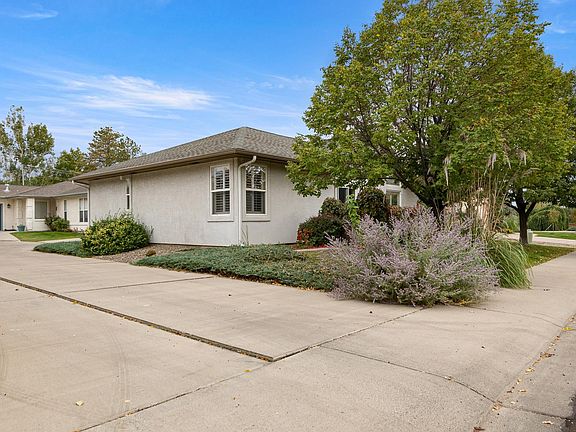 2nd image of 796 Josilyn Ct