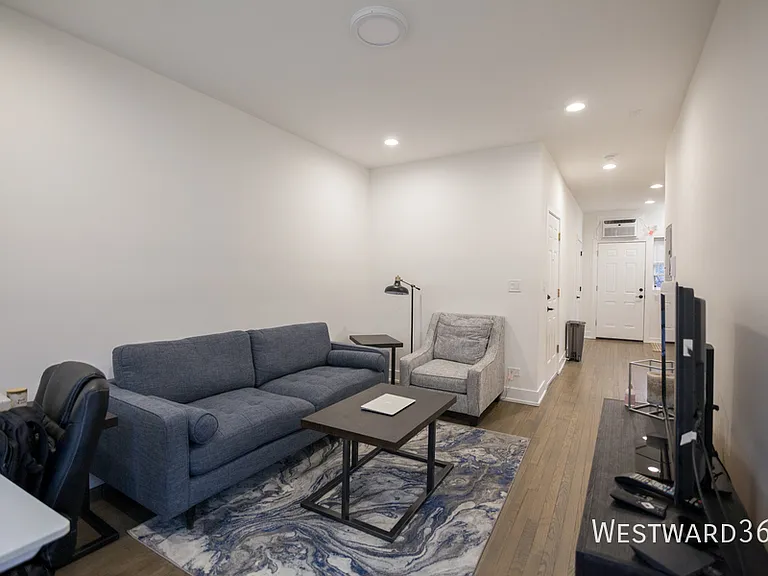 6203 N Glenwood Ave #3 — Photo 4