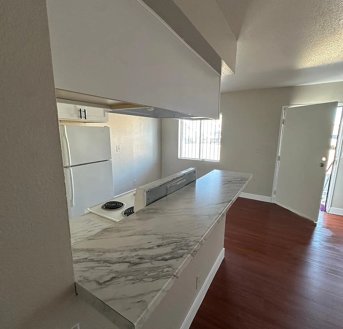 2 bed, 1200 sqft, $1,175 — Photo 2