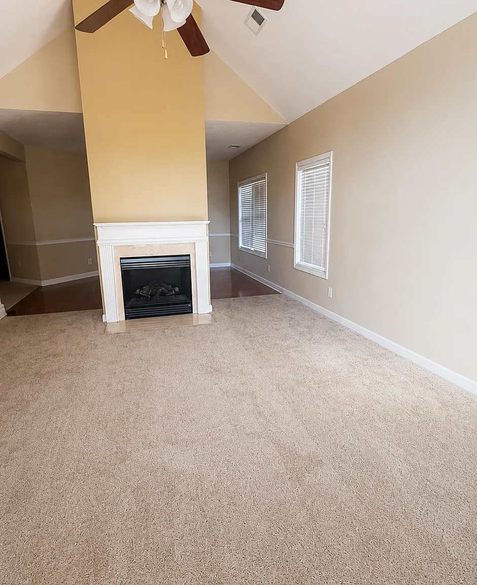 3 bed, 2265 sqft, $2,350 — Photo 2