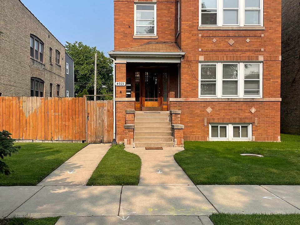 1st image of 4923 N Menard Ave #1