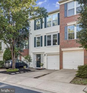 6413 Lureta Ann Ln, Springfield, VA, 22150